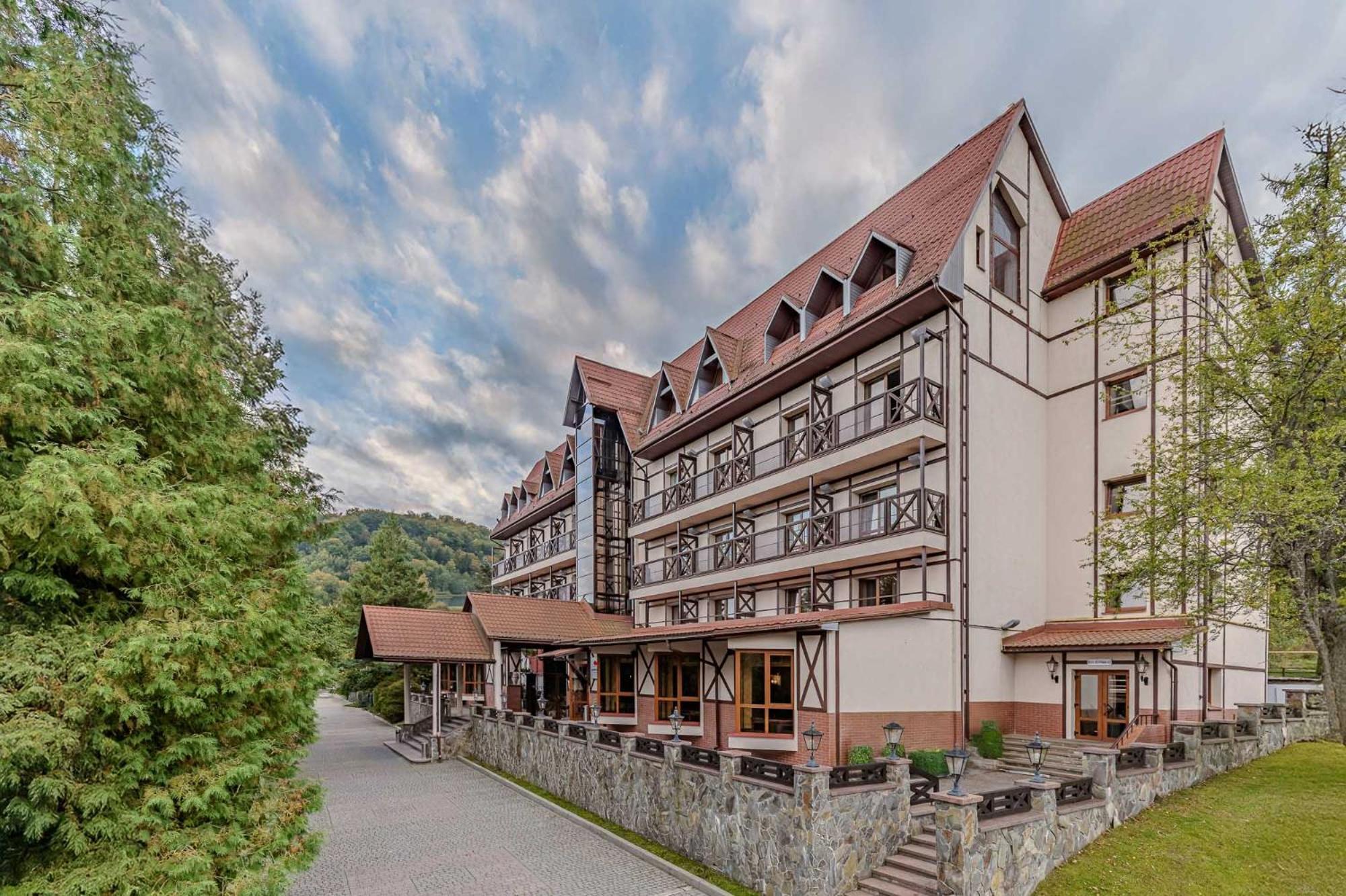 Hotel Edelweiss Jaremcze Zewnętrze zdjęcie